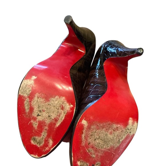 Unlisted Brown Croc-Embossed Peep-Toe Heels - Picture 6 of 6